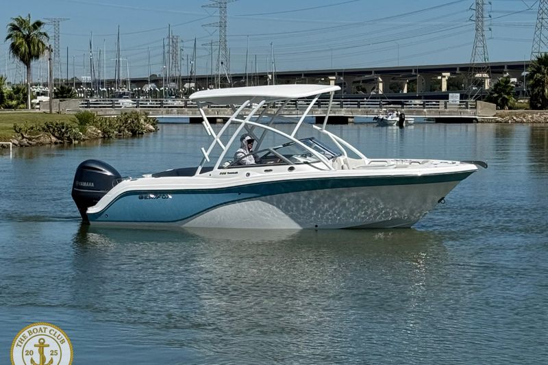 2023 Sea Fox 226 Traveler